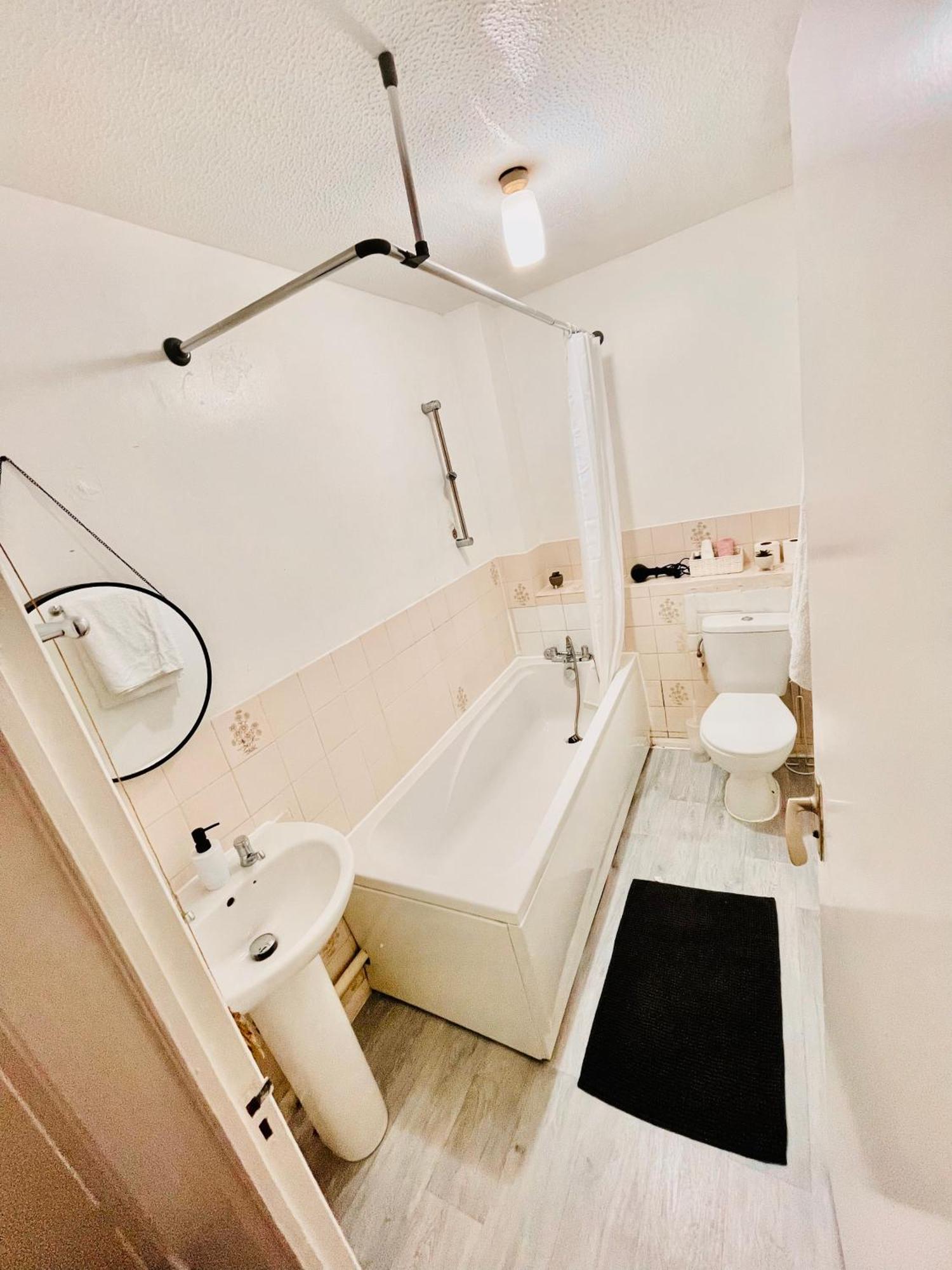 The Herald House Dartford 3 Bedroom Apartment Bagian luar foto